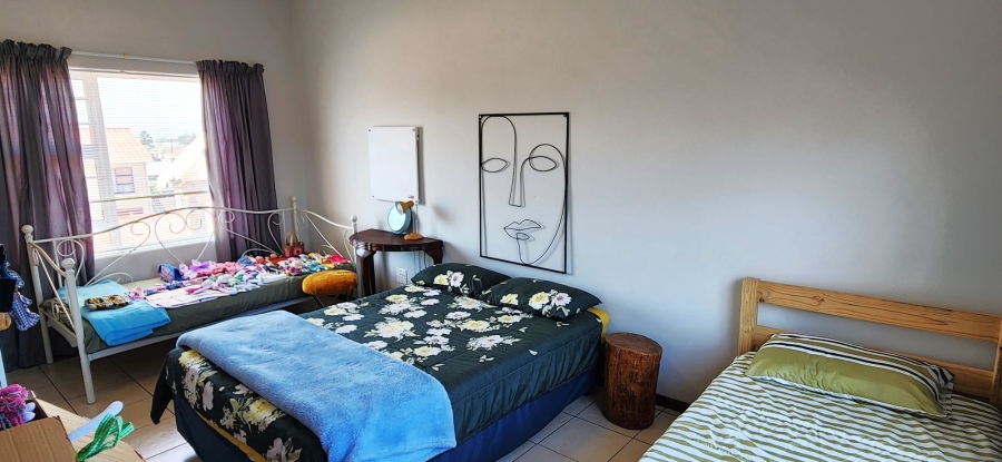 2 Bedroom Property for Sale in Kleinmond Western Cape